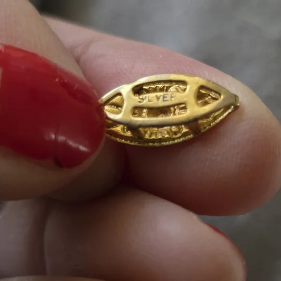 Vintage 925 Lucite Floral Statement Necklace in Frosted White Pale Pastels - Picture 13 of 13